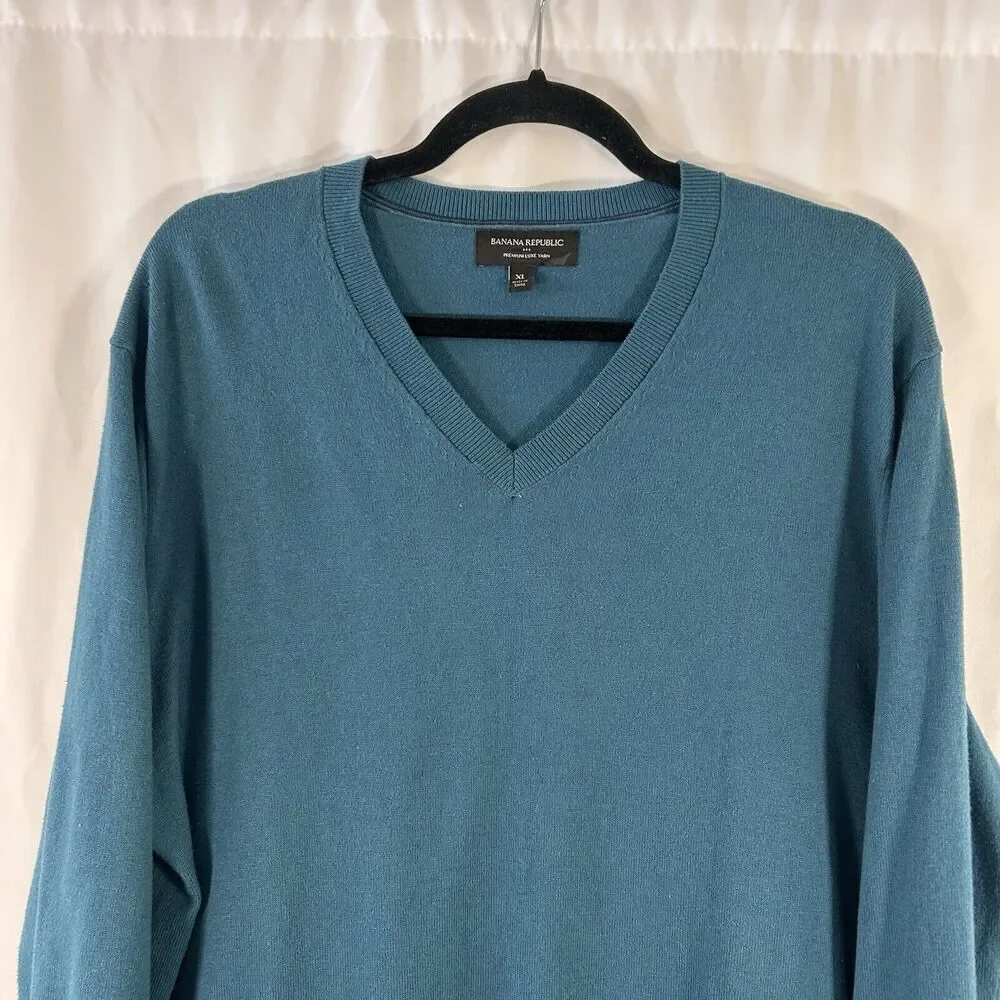 Banana Republic Premium Luxe Yarn Sweater Men's XL Green Vneck Silk Cashmere